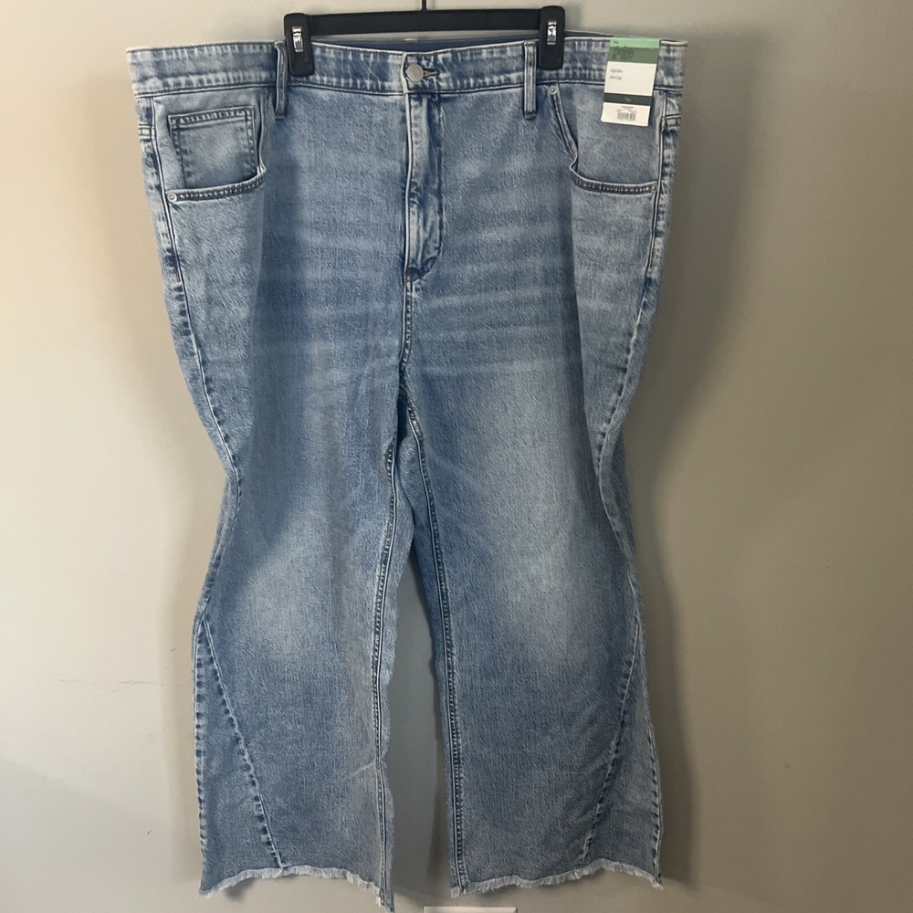 Terra & Sky High Rise Flare Leg 26w Ligh Wash Blue Jean